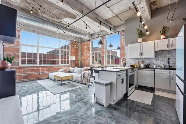 321 W 7th Street #407, Kansas City, MO 64105