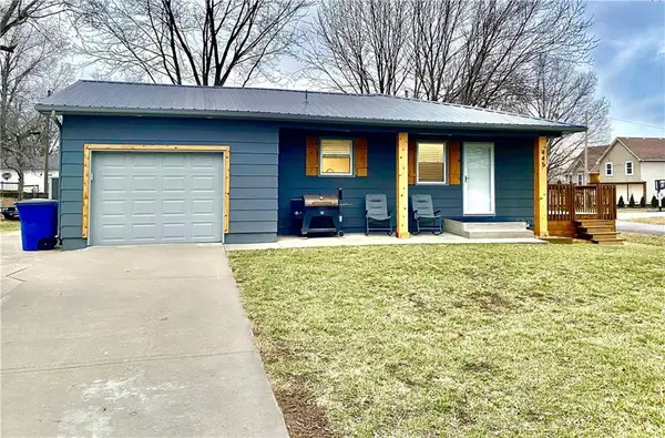 445 E Hickory Street, Drexel, MO 64742