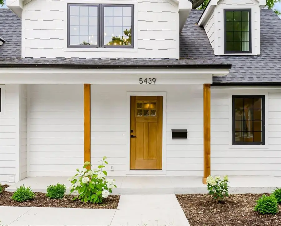 5439 Norwood Street, Fairway, KS 66205 - #2