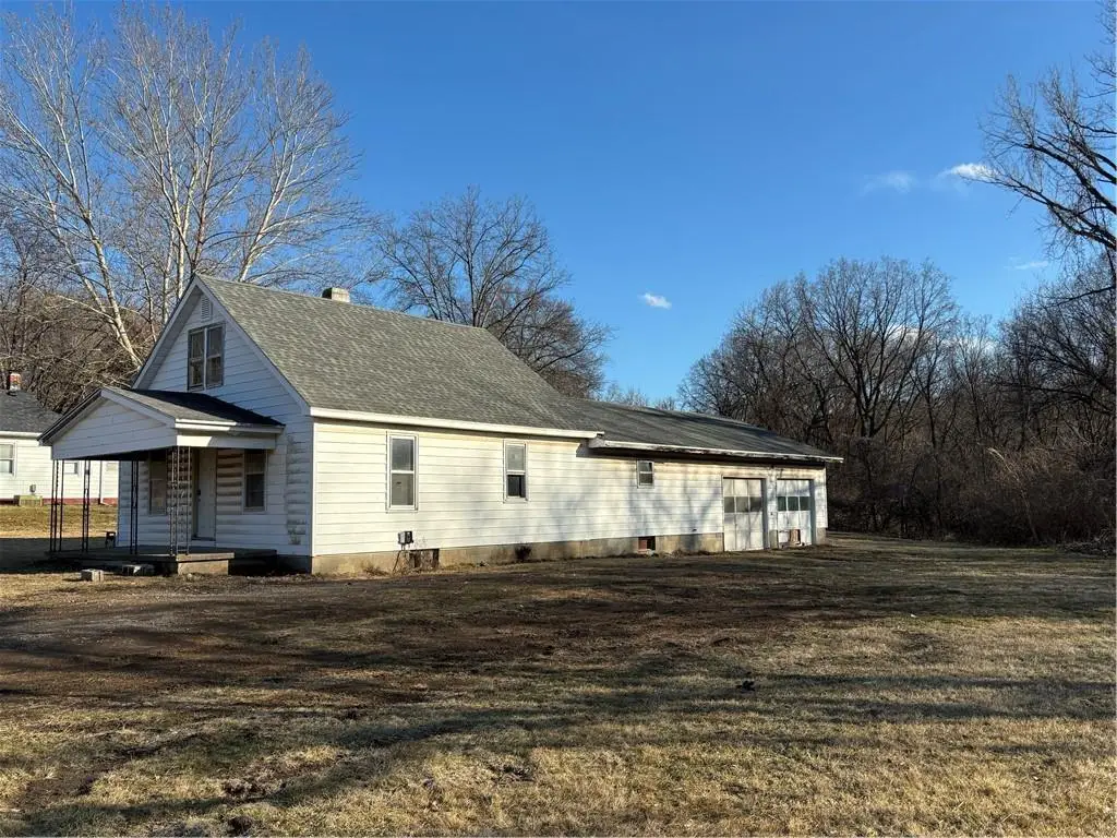 208 Harrington Avenue, Saint Joseph, MO 64504 - #1