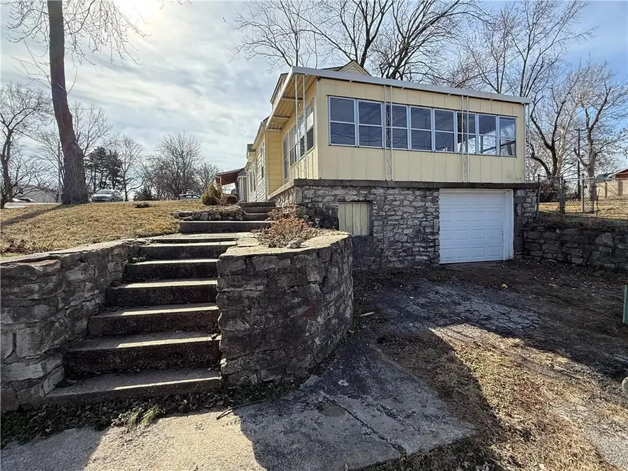 2800 S 8th Terrace, Kansas City, KS 66103 - #2