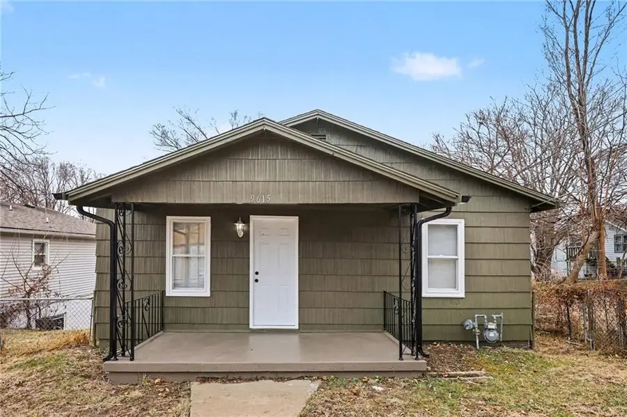 9615 E 18th Street S, Independence, MO 64052 - #2