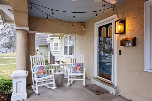 7232 Madison Avenue, Kansas City, MO 64114