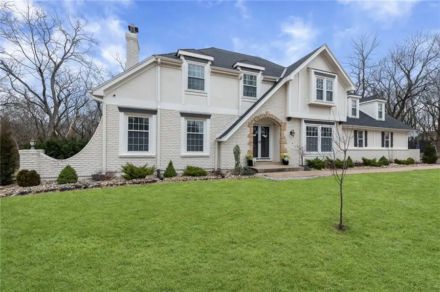 7108 Black Bob Drive, Stilwell, KS 66085 - #2