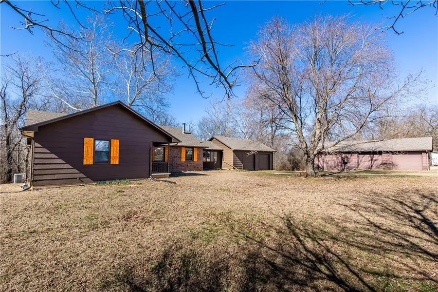 101 Cedar Street, Pleasanton, KS 66075 - #2