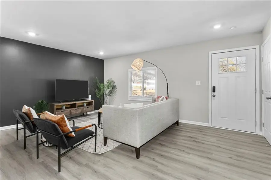 9005 W 99th Terrace, Overland Park, KS 66212 - #2