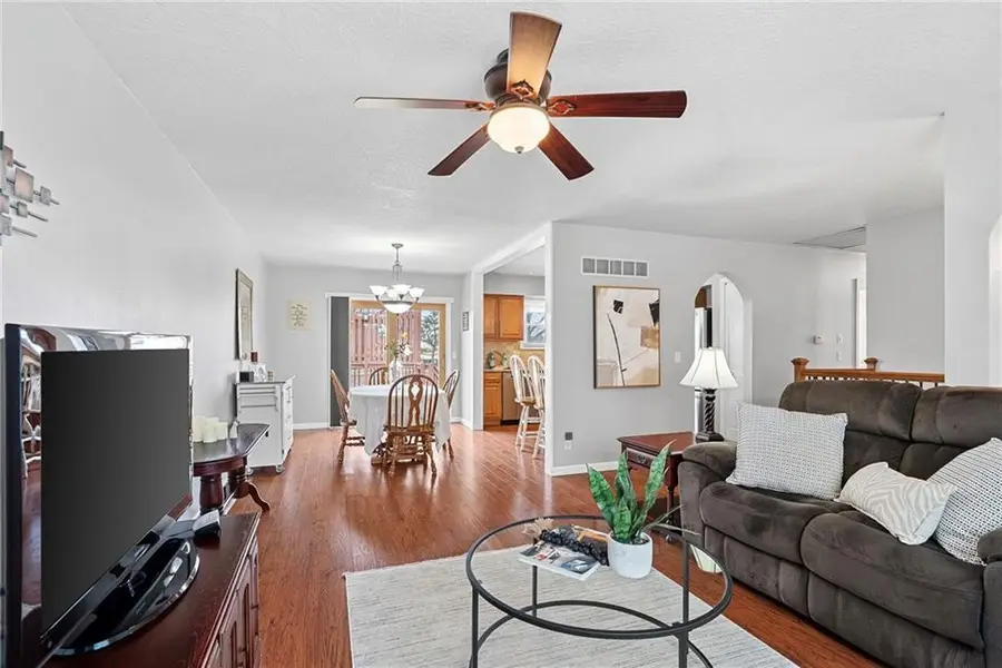 12710 S Edinburgh Street, Olathe, KS 66062 - #2