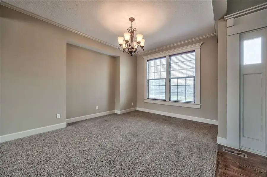 898 Clearview Drive, Lansing, KS 66043 - #3