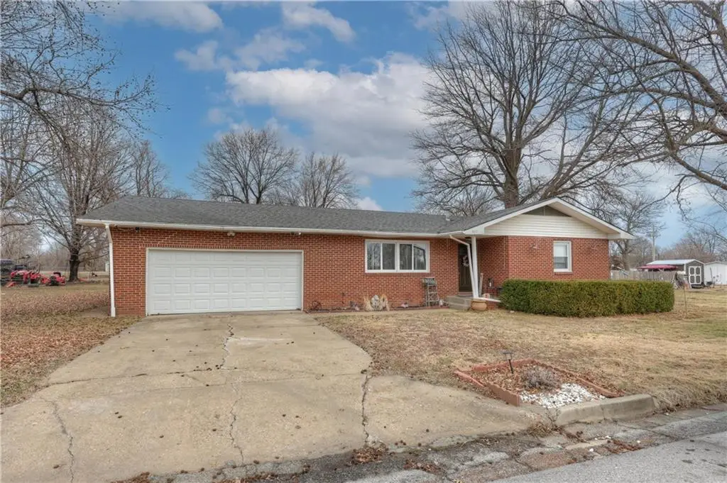 507 W Main Street, Weir, KS 66781 - #1