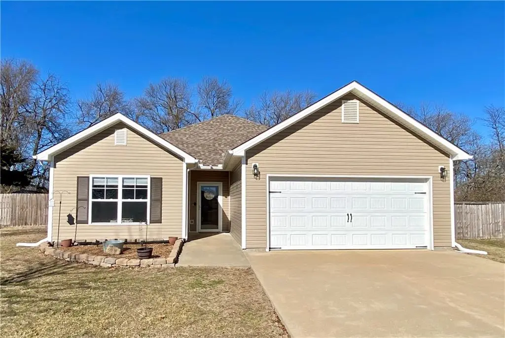 977 SE 380 Road, Knob Noster, MO 65336 - #1