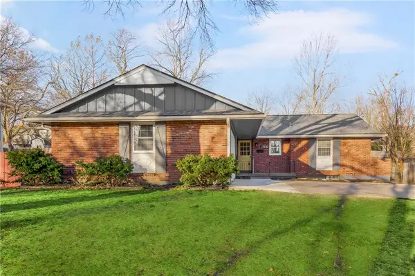 6506 Sterling Avenue, Raytown, MO 64133