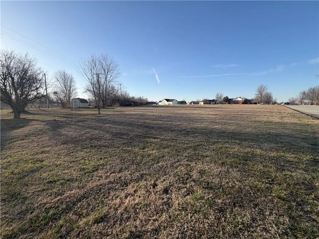 0 N Bay Avenue, Columbus, KS 66725 - #1