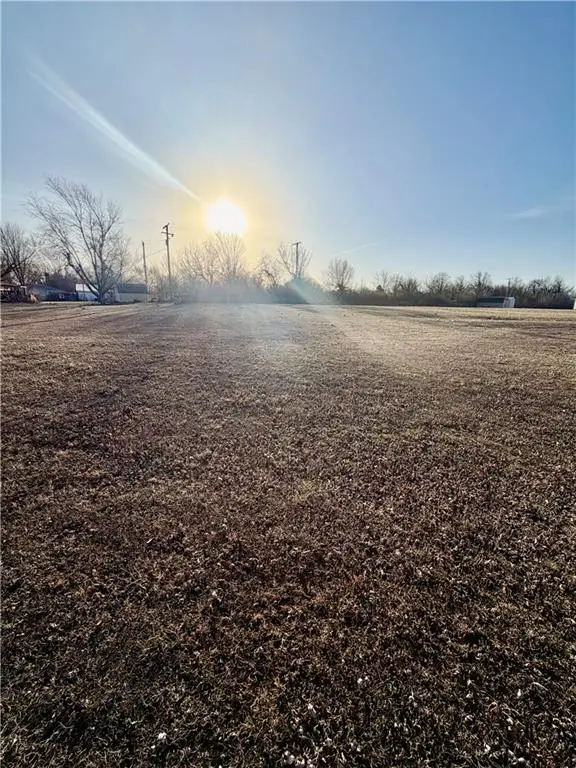 0 N Bay Avenue, Columbus, KS 66725 - #3