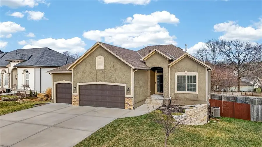 113 N Eastglen Drive, Raymore, MO 64083 - #2