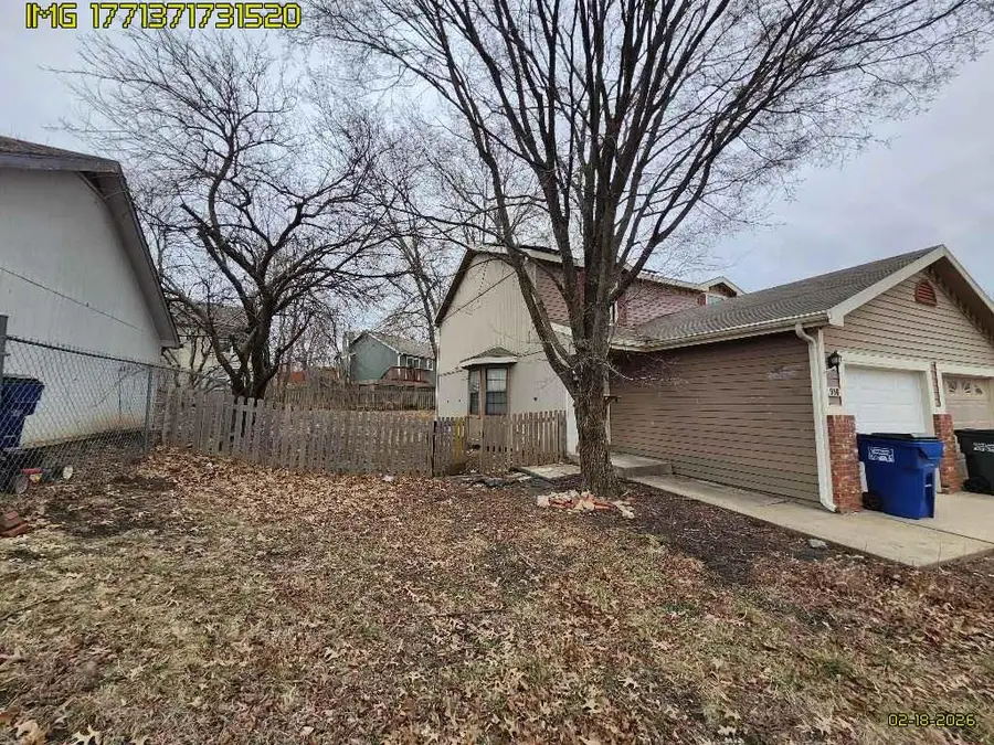 916 Christie Court, Lawrence, KS 66049 - #2