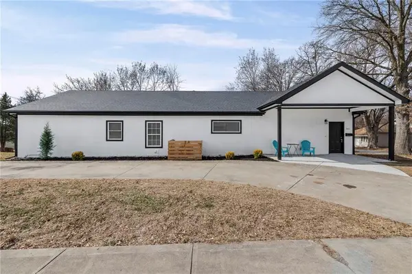 301 Ottawa Street, Leavenworth, KS 66048