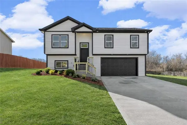 541 Oregon Street, Leavenworth, KS 66048