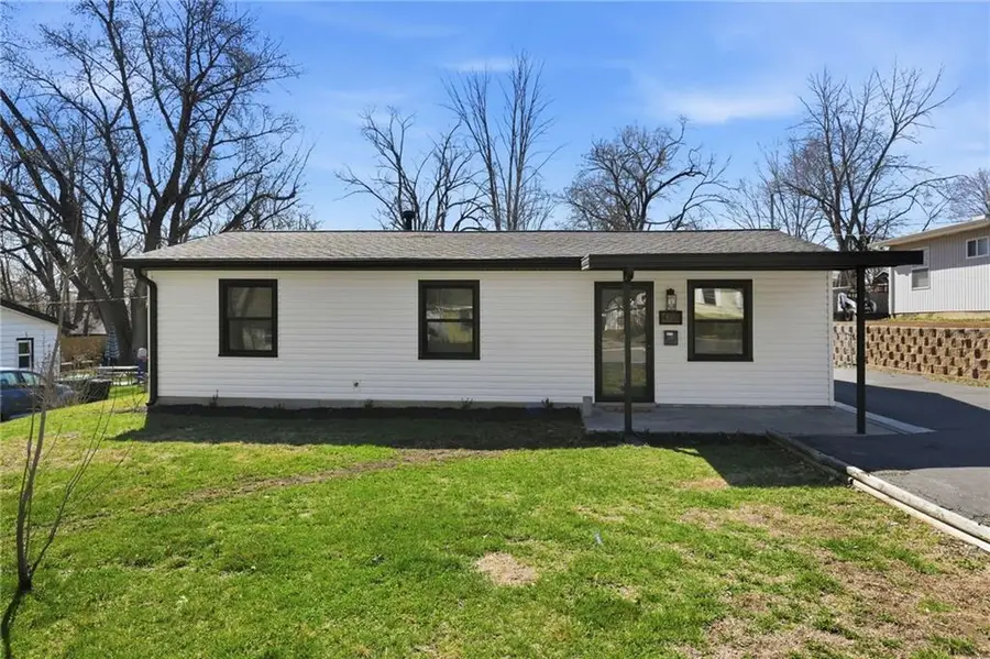 4721 Oak Grove Road, Kansas City, KS 66106 - #2