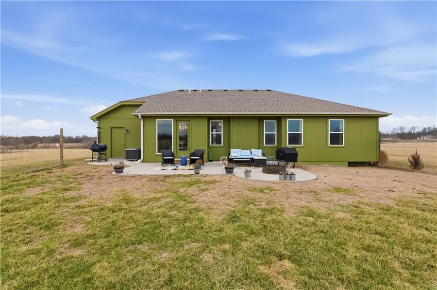 27805 S Walker Road, Harrisonville, MO 64701 - #2