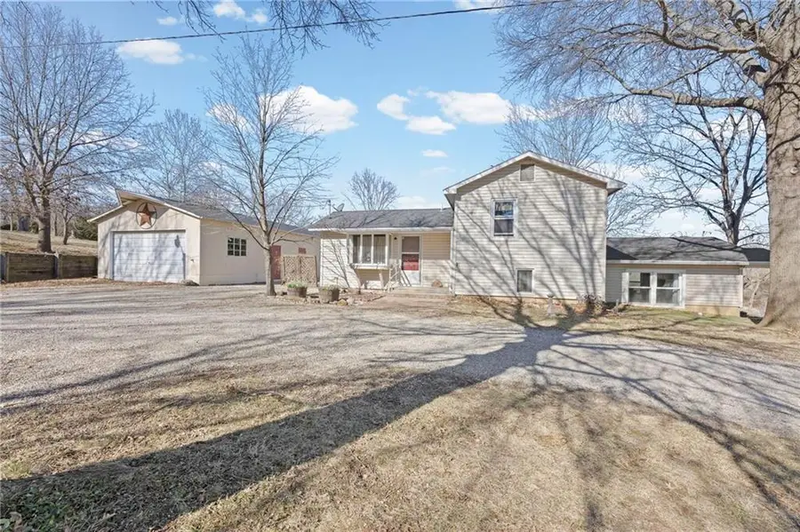 29870 Lookout Road, Paola, KS 66071 - #3