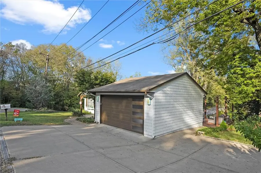 19 U Street, Lake Lotawana, MO 64086 - #3