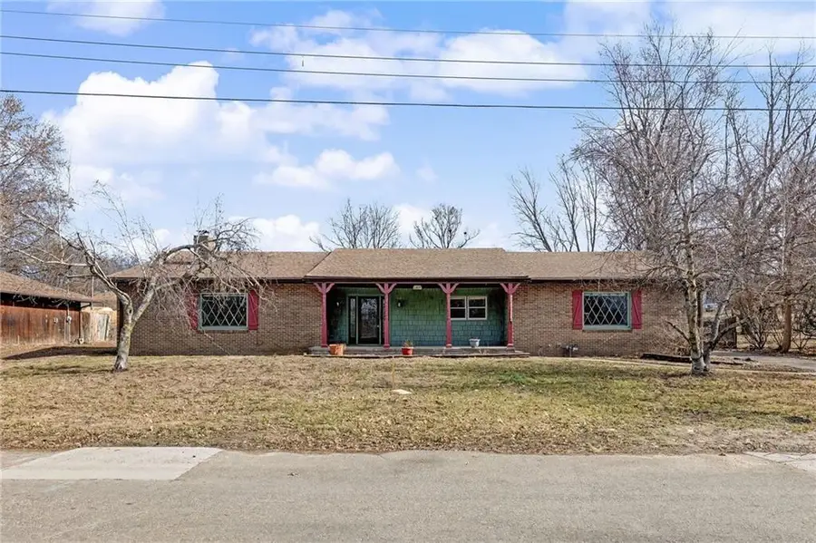 1907 Sun Valley Road, Saint Joseph, MO 64507 - #2