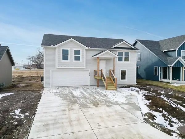 1003 2nd Street, Perry, KS 66073