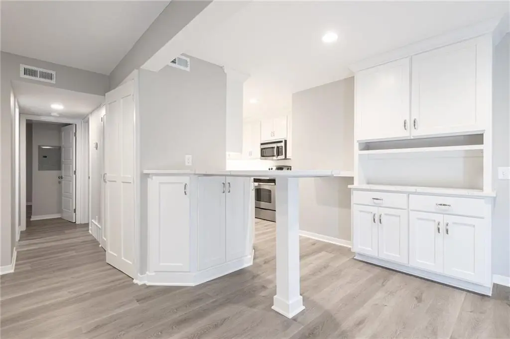 6206 Robinson Street #1, Overland Park, KS 66202 - #1