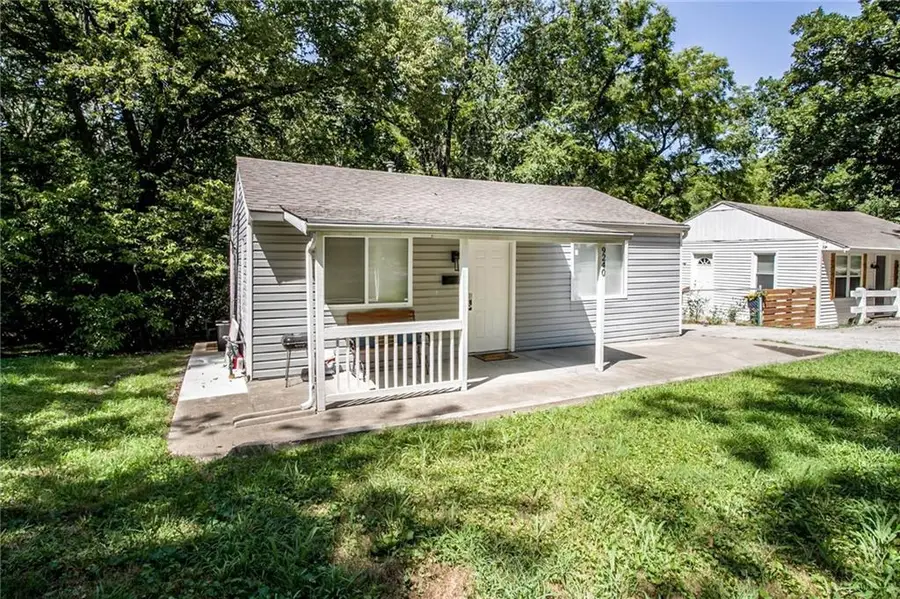 9240 Mcgee Street, Kansas City, MO 64114 - #2