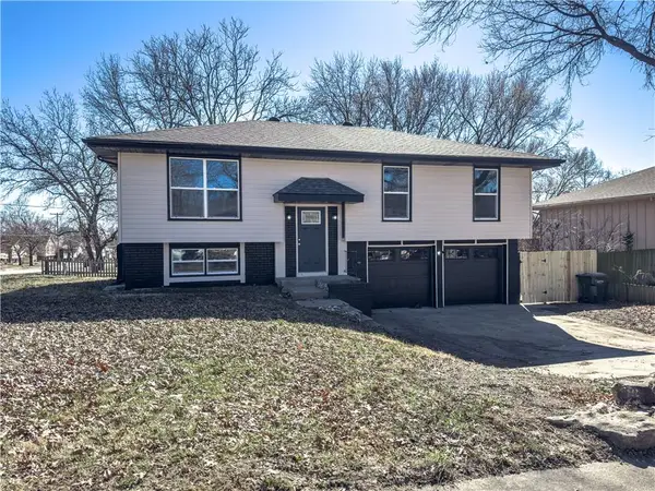 1701 Evergreen Street, Leavenworth, KS 66048