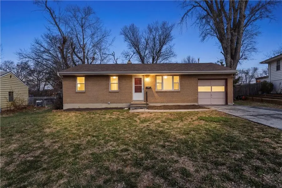 7710 NE 54th Street, Kansas City, MO 64119 - #2