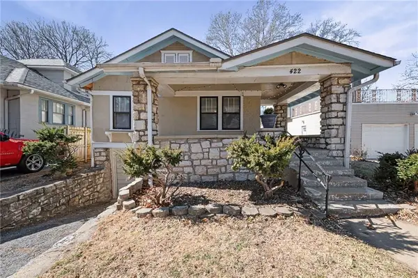 422 N Kensington Avenue, Kansas City, MO 64123