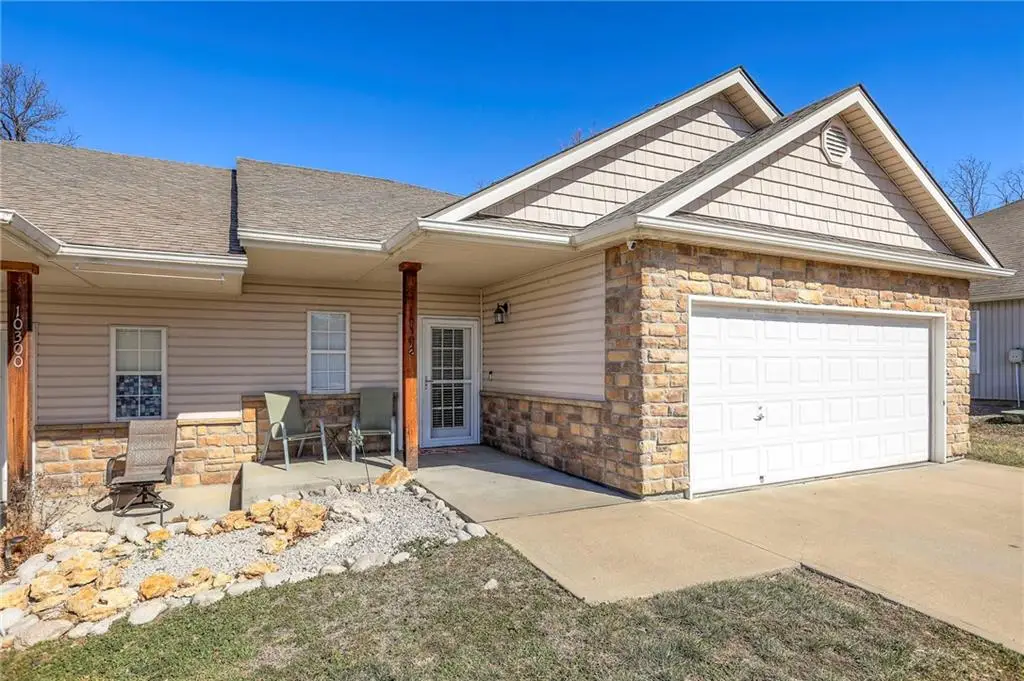 10302 E 45th Terrace, Kansas City, MO 64133 - #1