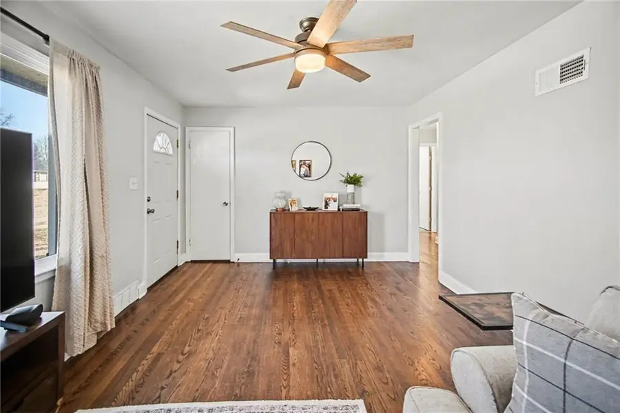 901 NE 67th Place, Gladstone, MO 64118 - #3