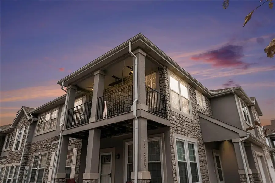 15967 S Crestview Drive, Olathe, KS 66062 - #2