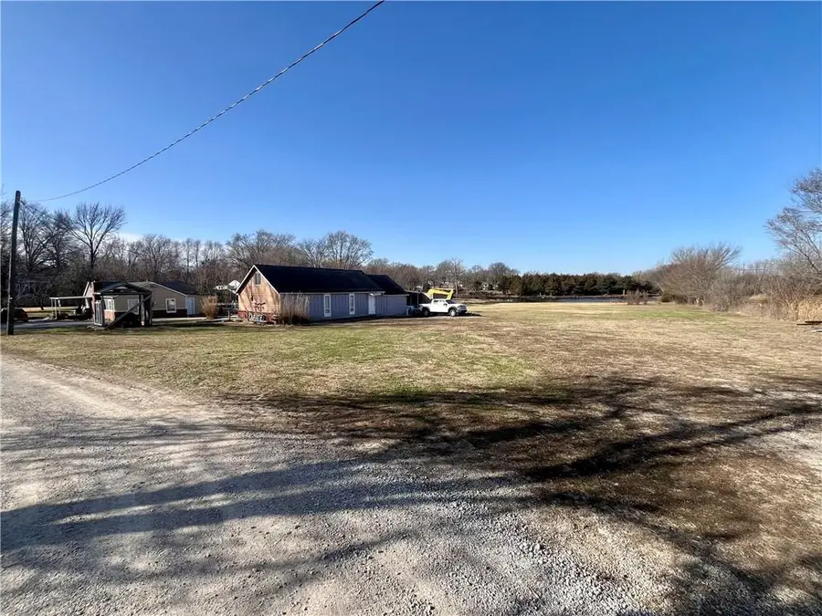 19310A Metcalf Avenue, Stilwell, KS 66085 - #2