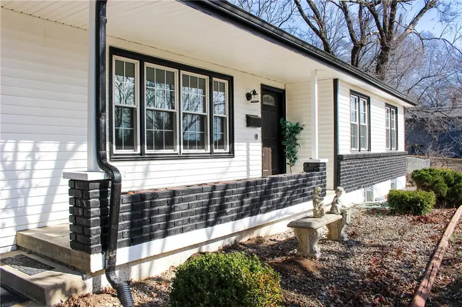 7910 E 74th Street, Kansas City, MO 64133 - #2