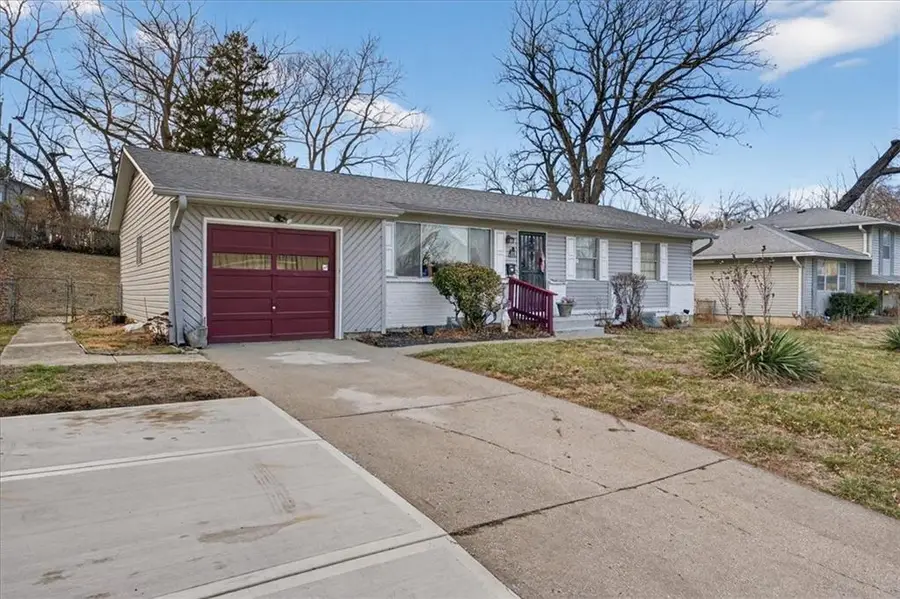 1322 N 62nd Place, Kansas City, KS 66102 - #2