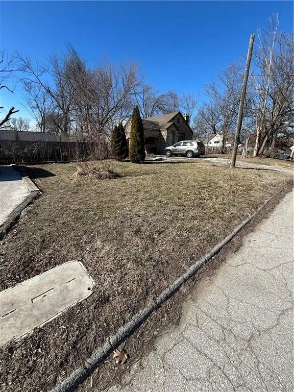 2412 N 34 Street, Kansas City, KS 66104 - #1