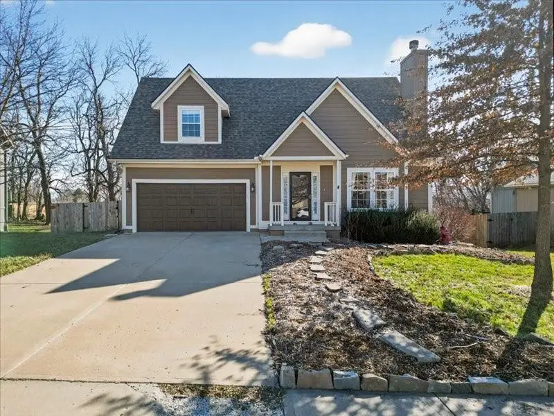 20493 W 221st Street, Spring Hill, KS 66083 - #1