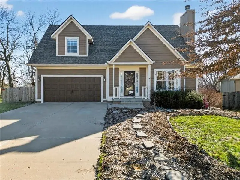 20493 W 221st Street, Spring Hill, KS 66083 - #2