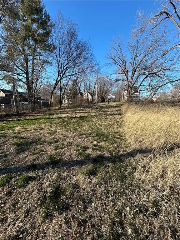 401 Quindaro Boulevard, Kansas City, KS 66101 - #2