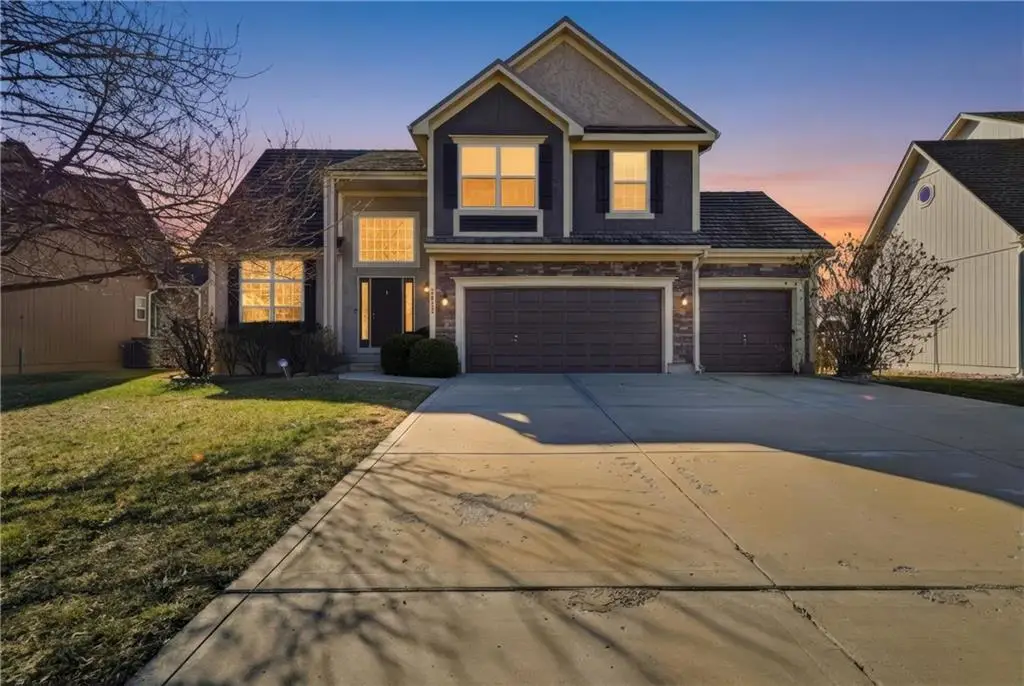 2513 SW 12th Street, Lees Summit, MO 64081 - #1