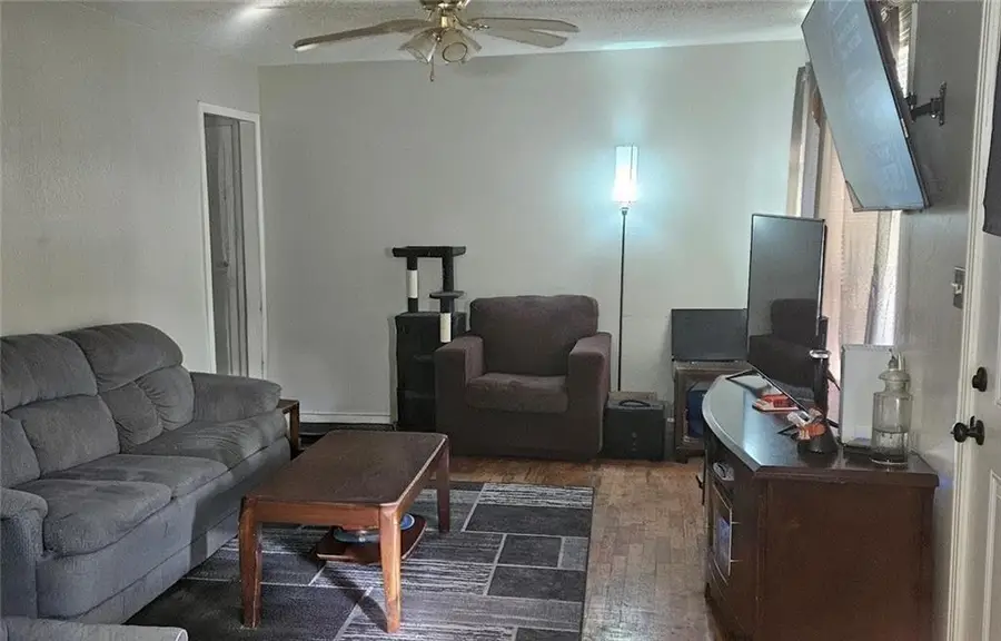 411 W North Street, Warrensburg, MO 64093 - #3