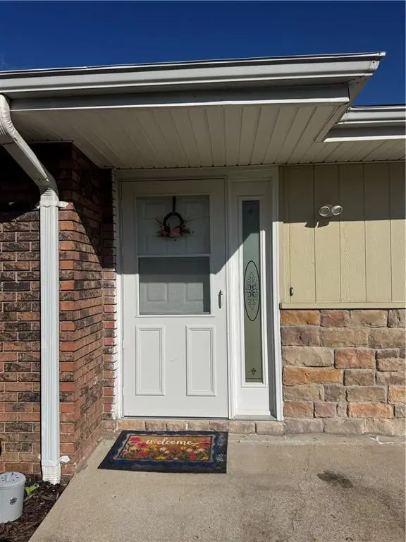 4703 NW Gower Avenue, Riverside, MO 64150 - #3