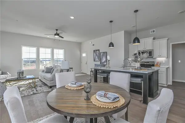 125 S Diane Drive, Olathe, KS 66061