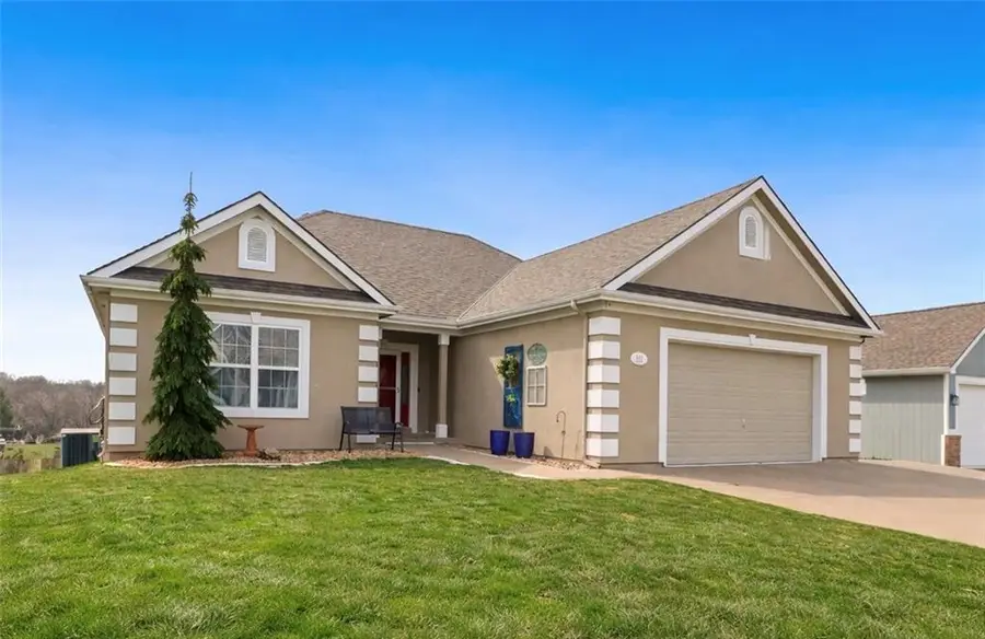 811 Cherry Lane, Smithville, MO 64089 - #2