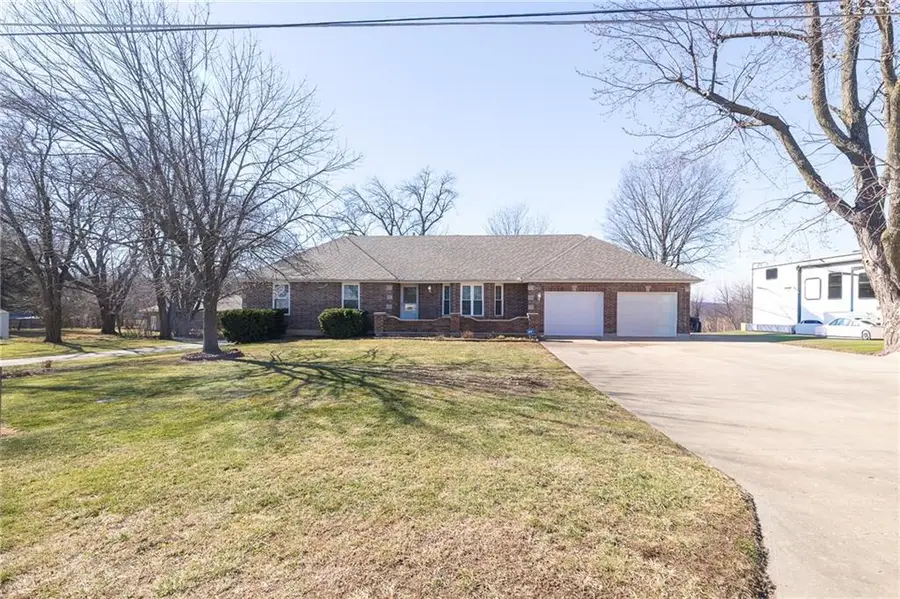207 N 4th Street, Odessa, MO 64076 - #3