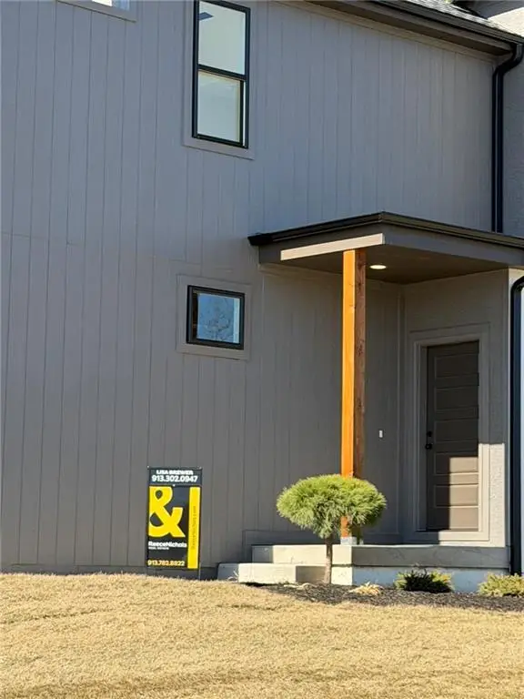 22580 W 93rd Street, Lenexa, KS 66227 - #2