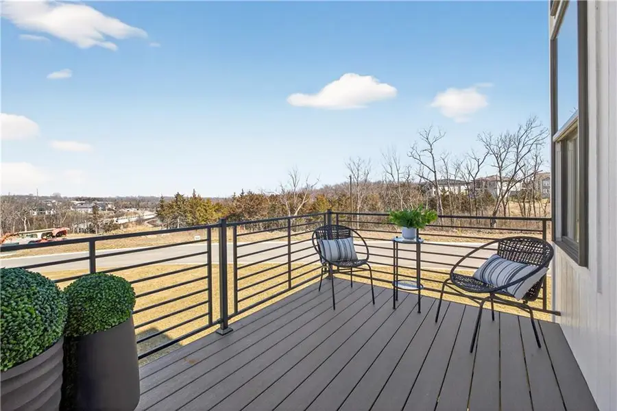 9305 Aminda Street, Lenexa, KS 66227 - #2